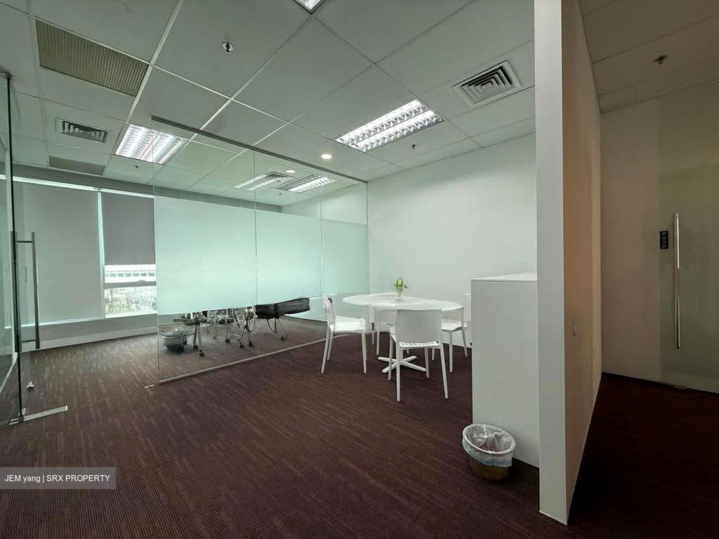 Sunshine Plaza (D7), Office #636263891